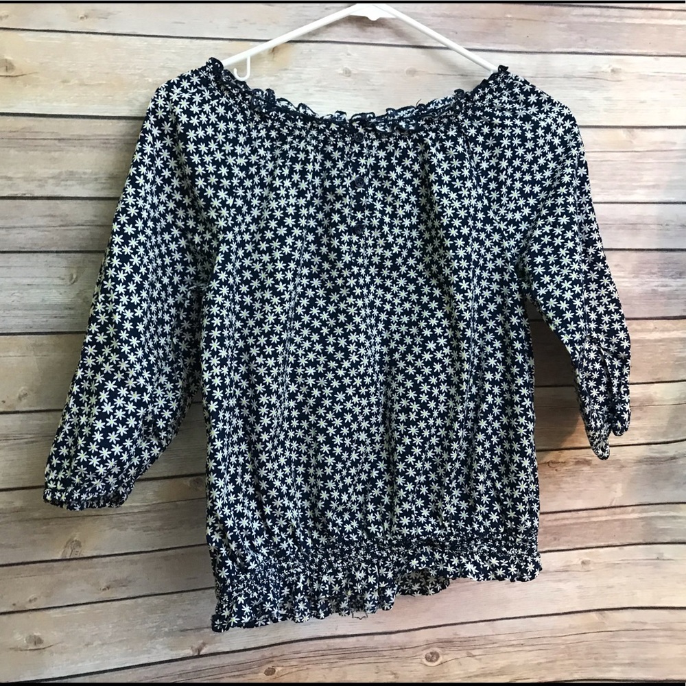 Daisy off the shoulder top